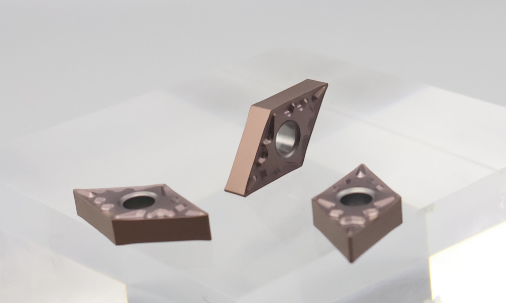 Negative Rhombic 55° Carbide Tool Carbide Blade DNMG150404 External Turning Tool CNC Insert DNMG1504